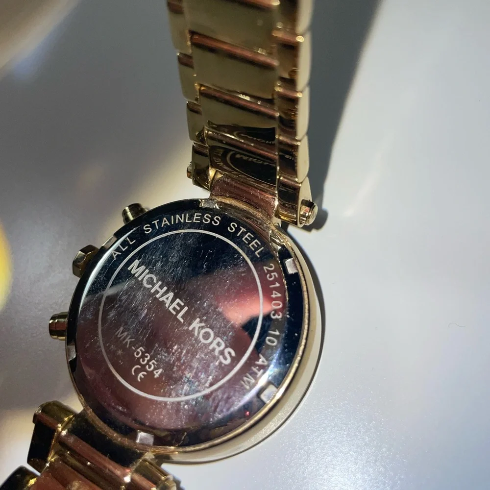 Watch - Picture 4 of 5